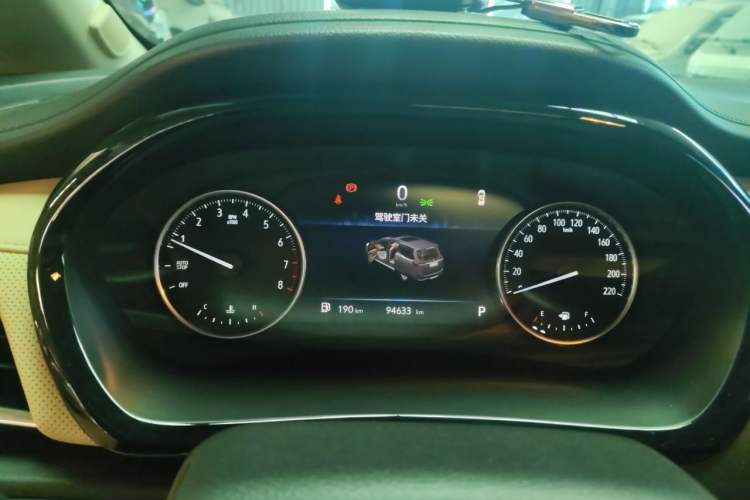 Used Buick GL8 2023 Facelifted Land Cruiser Executive Luxury Version Instrument Cluster