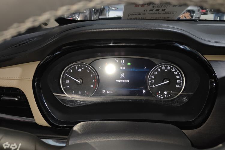 Used Buick GL8 2023 Facelifted Land Cruiser Executive Luxury Version Instrument Cluster