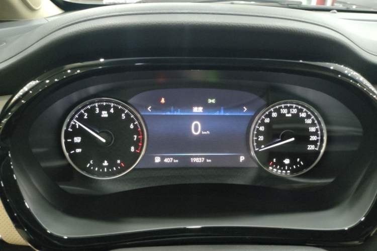 Used Buick GL8 2023 Facelifted Land Cruiser Executive Luxury Version Instrument Cluster