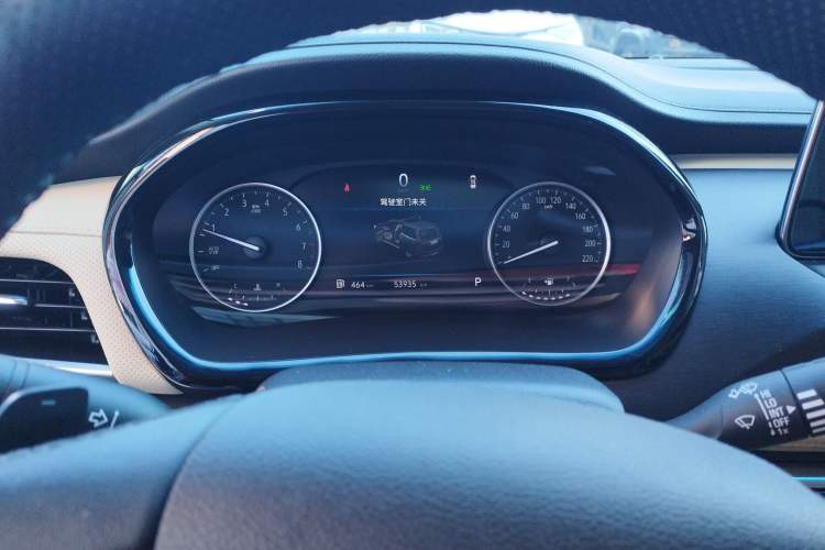 Used Buick GL8 2023 Facelifted Land Cruiser Executive Luxury Version Instrument Cluster