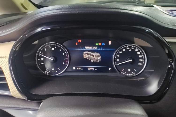 Used Buick GL8 2023 Land Executive Class Deluxe Model Instrument Cluster