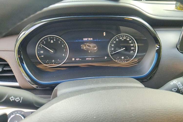 Used Buick GL8 2023 Land Executive Class Comfort Model Instrument Cluster