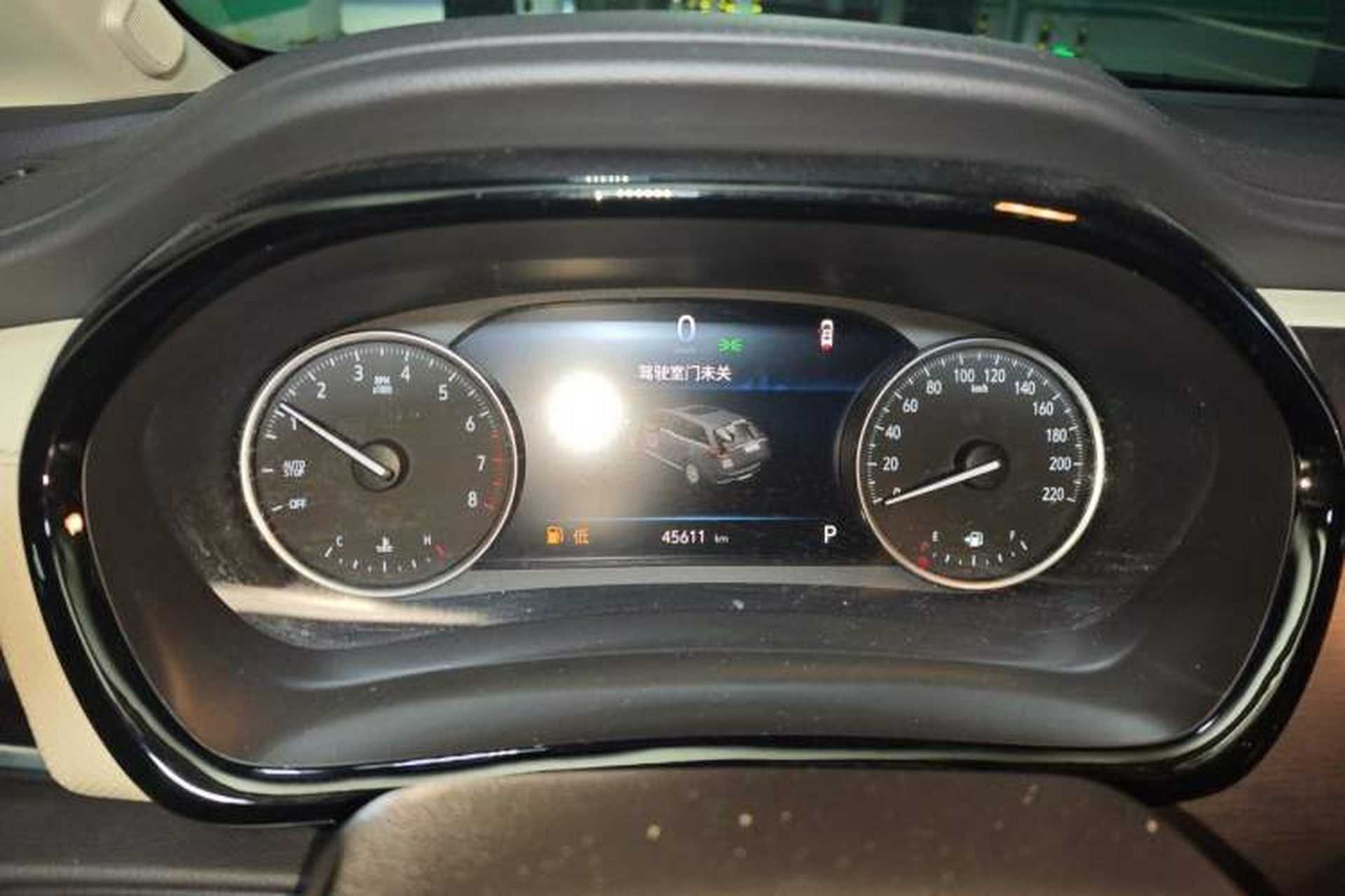 Used Buick GL8 2023 Facelifted Land Cruiser Executive Luxury Version Instrument Cluster