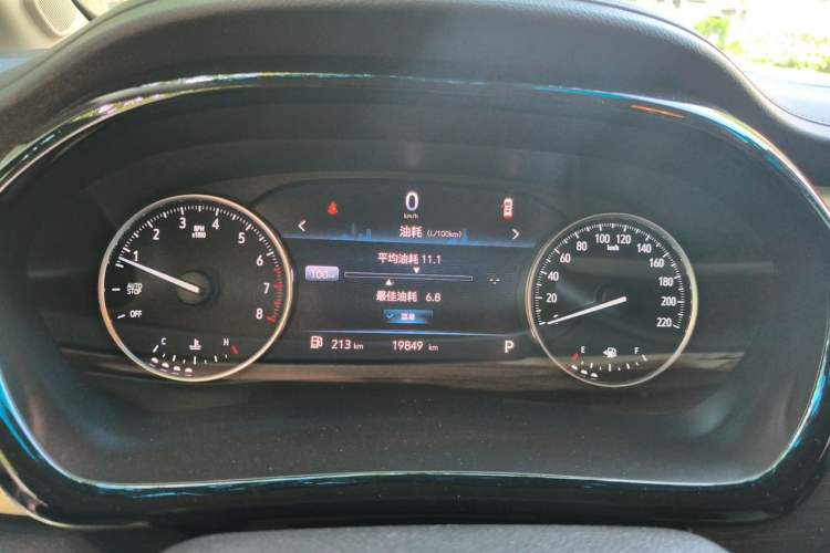 Used Buick GL8 2023 Facelifted Land Cruiser Executive Luxury Version Instrument Cluster