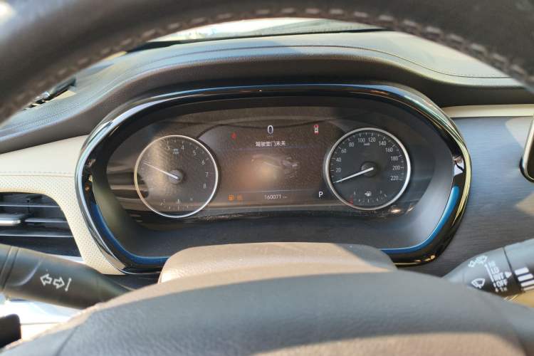 Used Buick GL8 2023 Land Executive Class Deluxe Model Instrument Cluster