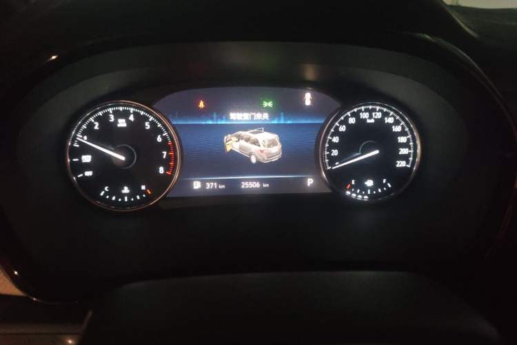 Used Buick GL8 2023 Facelifted Land Cruiser Executive Luxury Version Instrument Cluster