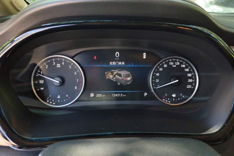 Used Buick GL8 2023 Facelifted Land Cruiser Executive Luxury Version Instrument Cluster