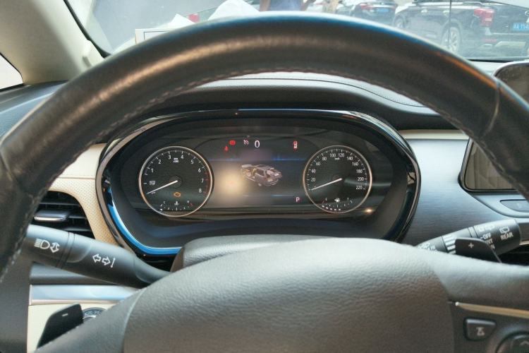 Used Buick GL8 2023 Land Executive Class Deluxe Model Instrument Cluster