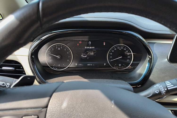 Used Buick GL8 2023 Facelifted Land Cruiser Executive Luxury Version Instrument Cluster