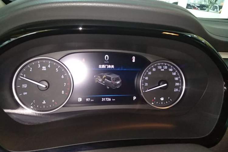 Used Buick GL8 2023 Facelifted Land Cruiser Executive Luxury Version Instrument Cluster