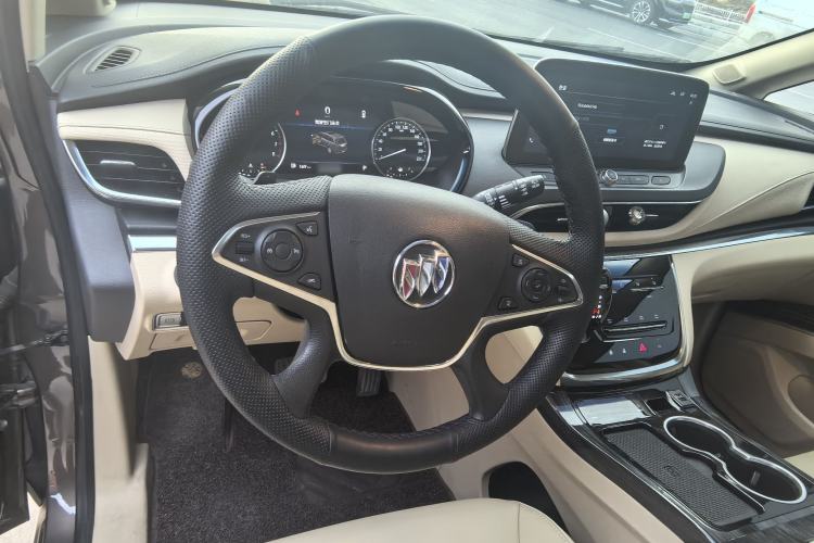 Used Buick GL8 2023 Land Executive Class 652T Luxury Model Interior 1