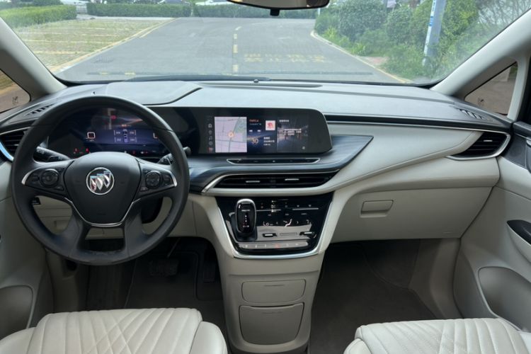 Used Buick GL8 2023 ES Lu Zun Comfort Model Interior 1
