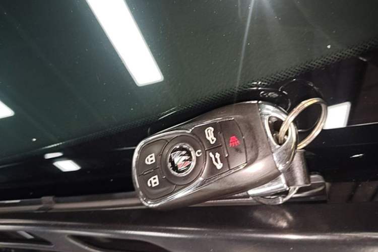 Used Buick GL8 2023 Land Executive Class Deluxe Model Interior 1