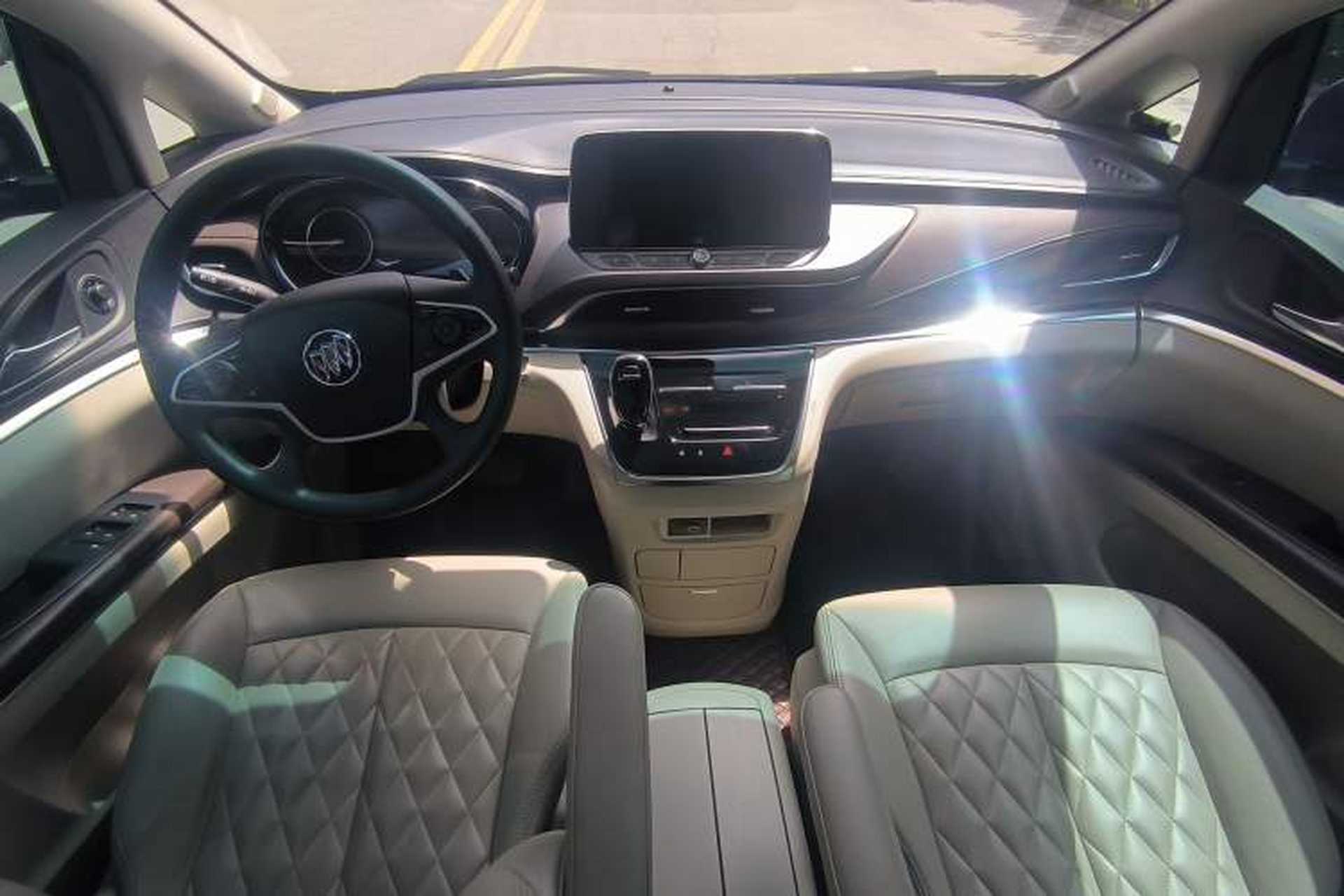 Used Buick GL8 2023 Land Executive Class Smart Enjoyment Model Interior 1