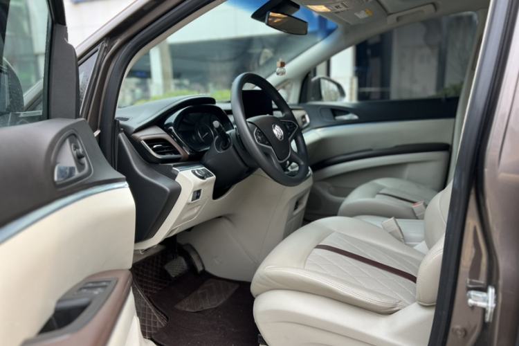 Used Buick GL8 2023 Land Executive Class Smart Enjoyment Model Interior 1