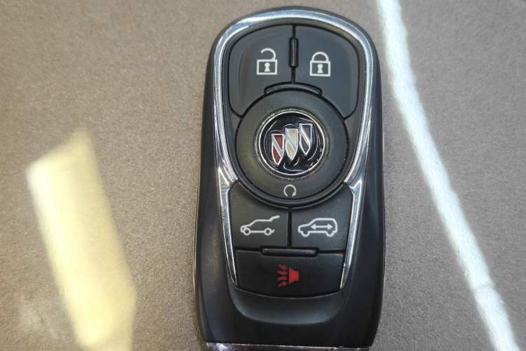 Used Buick GL8 2023 Land Executive Class Deluxe Model Interior 1