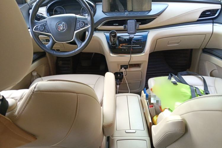 Used Buick GL8 2023 Land Executive Class 652T Luxury Model Interior 2