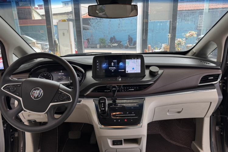 Used Buick GL8 2023 Land Executive Class Smart Enjoyment Model Interior 3