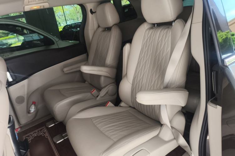 Used Buick GL8 2023 Land Executive Class Smart Enjoyment Model Interior 4