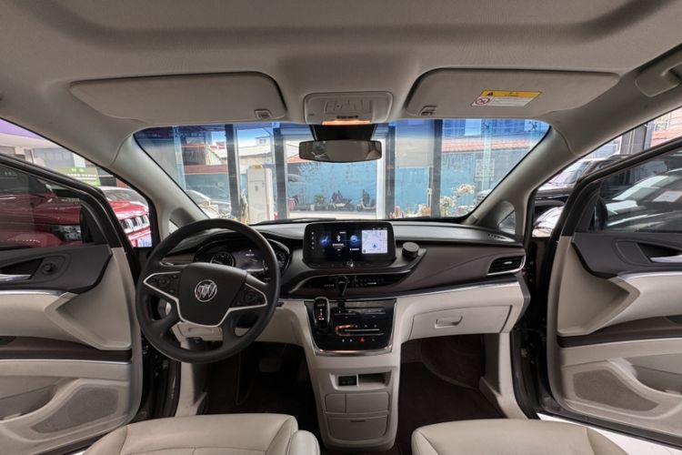 Used Buick GL8 2023 Land Executive Class Smart Enjoyment Model Interior 4