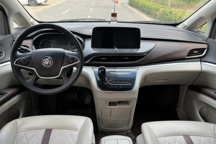 Used Buick GL8 2023 Land Executive Class Smart Enjoyment Model Interior 6