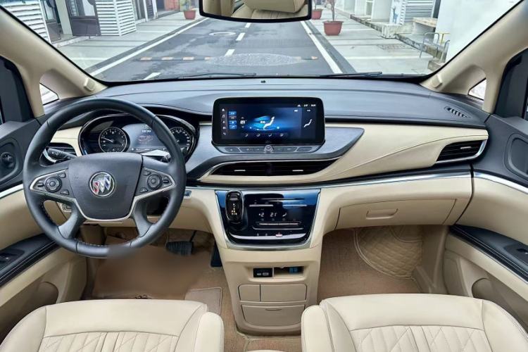 Used Buick GL8 2023 Land Executive Class 652T Luxury Model Interior 6