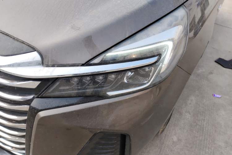 Used Buick GL8 2023 Land Executive Class Smart Enjoyment Model Left Front Headlight