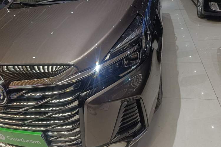 Used Buick GL8 2023 Facelifted Land Cruiser Executive Luxury Version Left Front Headlight