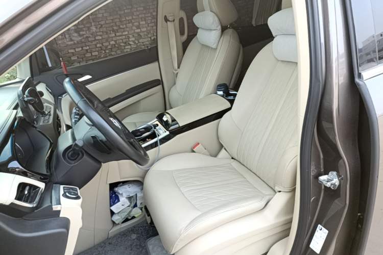 Used Buick GL8 2023 Land Business Class Smart Deluxe Model Left Front Seat
