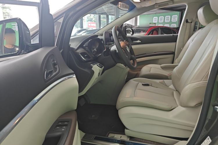 Used Buick GL8 2023 Land Executive Class Smart Enjoyment Model Left Front Seat