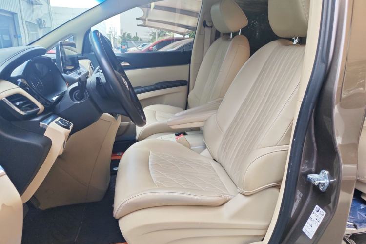 Used Buick GL8 2023 Land Executive Class 652T Luxury Model Left Front Seat