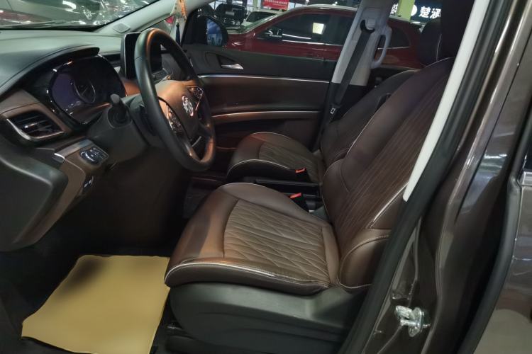 Used Buick GL8 2023 Land Executive Class 652T Luxury Model Left Front Seat