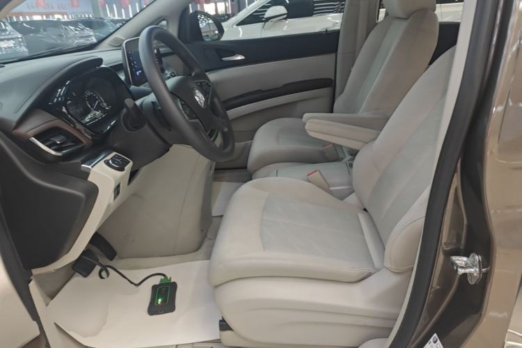 Used Buick GL8 2023 Land Executive Class Smart Enjoyment Model Left Front Seat