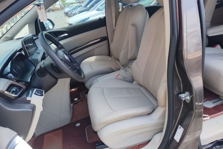 Used Buick GL8 2023 Land Executive Class Smart Enjoyment Model Left Front Seat