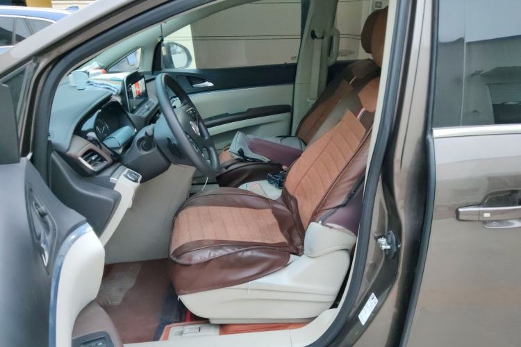 Used Buick GL8 2023 Land Executive Class Smart Enjoyment Model Left Front Seat