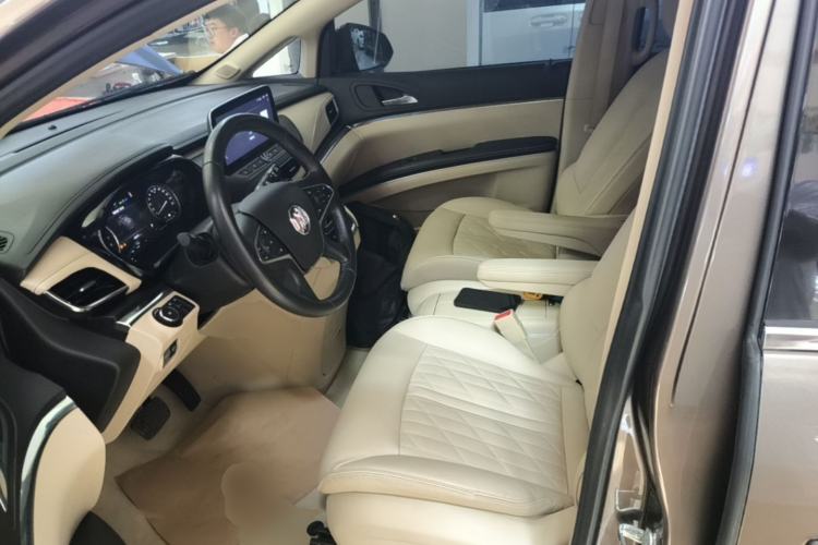 Used Buick GL8 2023 Land Executive Class 652T Luxury Model Left Front Seat