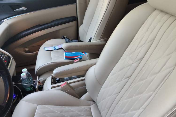 Used Buick GL8 2023 Land Executive Class 652T Luxury Model Left Front Seat