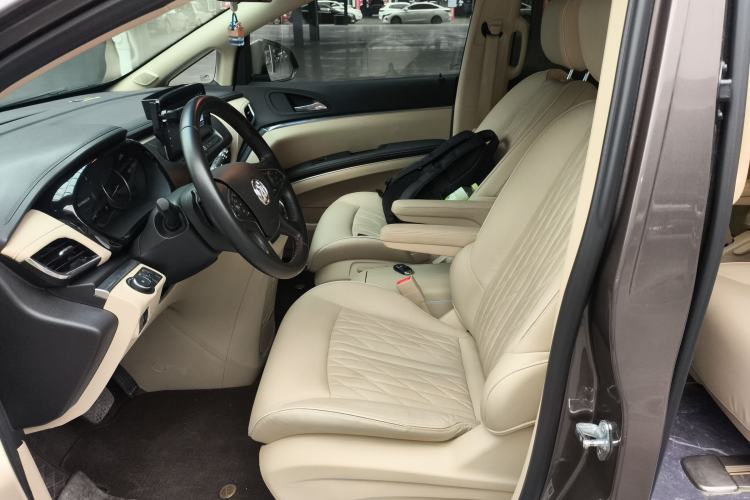 Used Buick GL8 2023 Land Business Class Smart Deluxe Model Left Front Seat