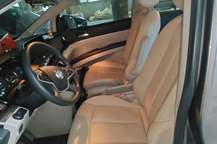 Used Buick GL8 2023 Land Executive Class Smart Enjoyment Model Left Front Seat