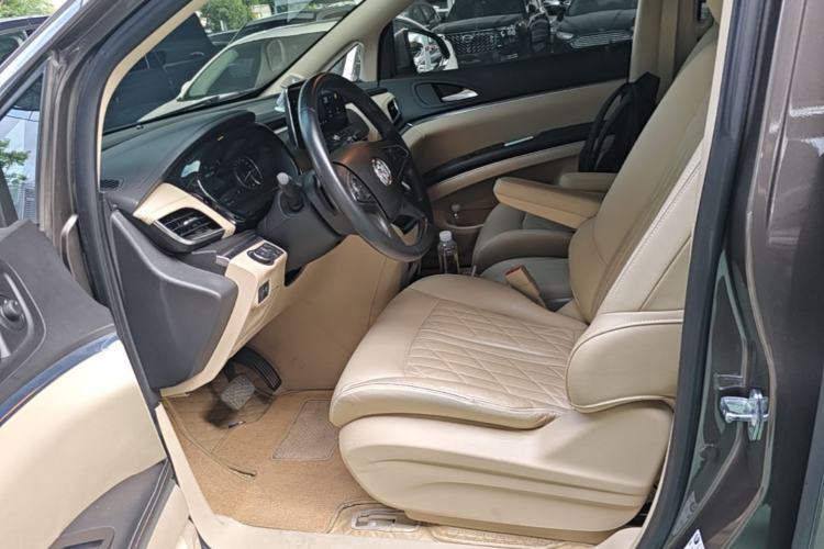 Used Buick GL8 2023 Land Executive Class 652T Luxury Model Left Front Seat