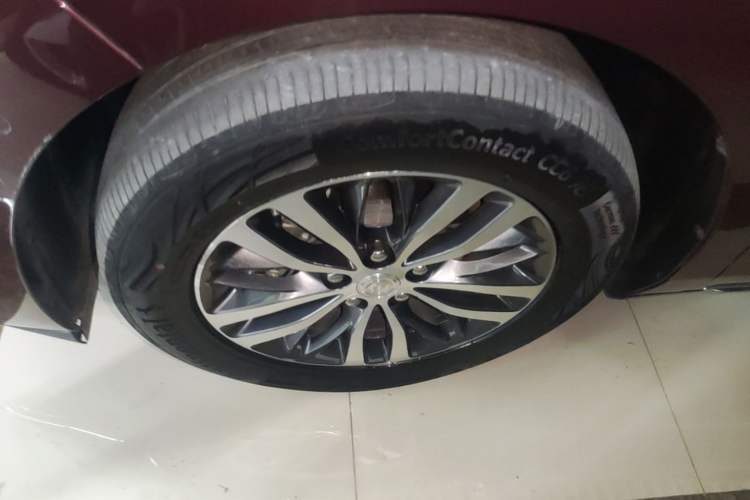 Used Buick GL8 2023 ES Lu Zun Deluxe Model Left Front Wheel Hub