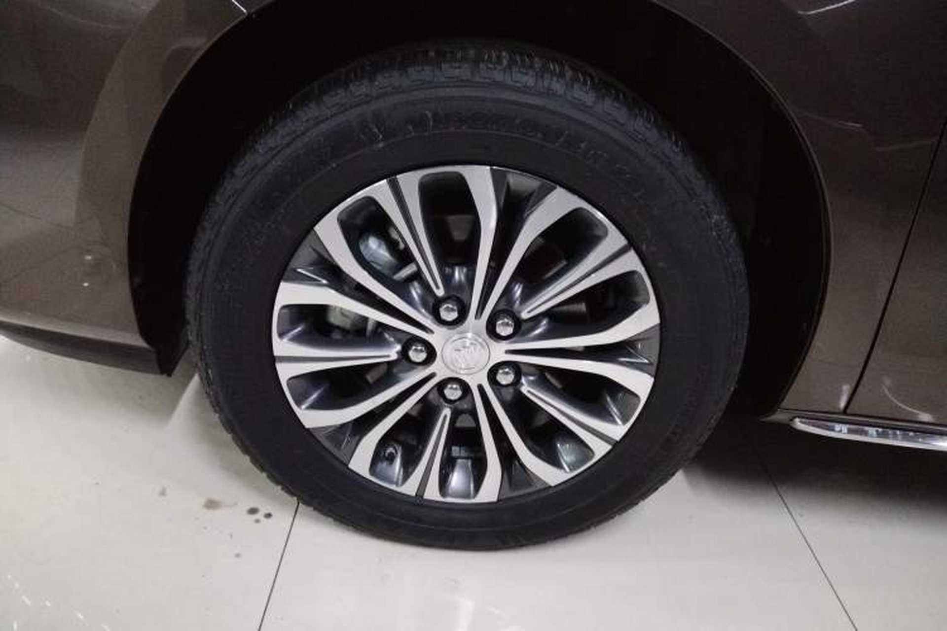 Used Buick GL8 2023 Land Executive Class Smart Enjoyment Model Left Front Wheel Hub