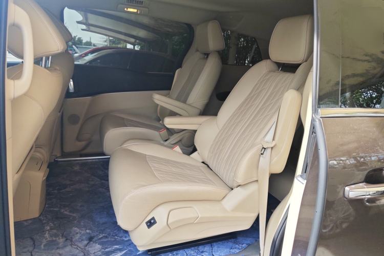 Used Buick GL8 2023 Land Executive Class 652T Luxury Model Left Rear Seat