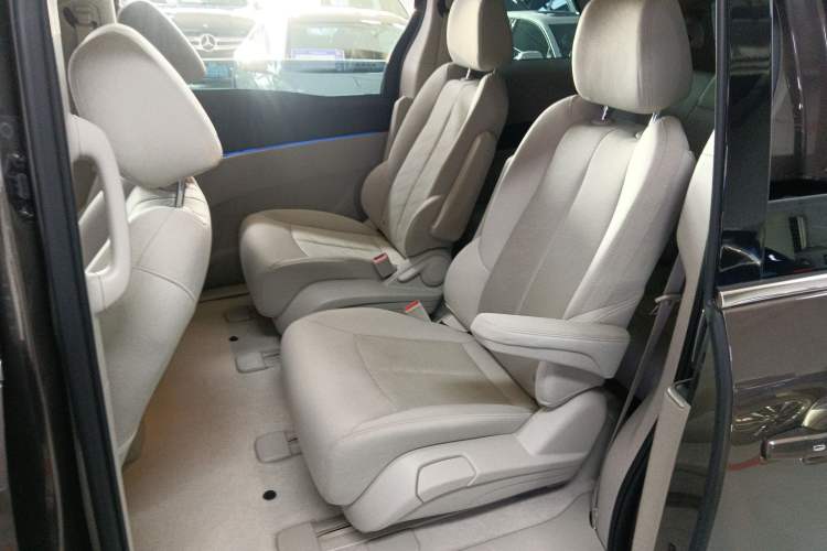 Used Buick GL8 2023 Land Executive Class Smart Enjoyment Model Left Rear Seat