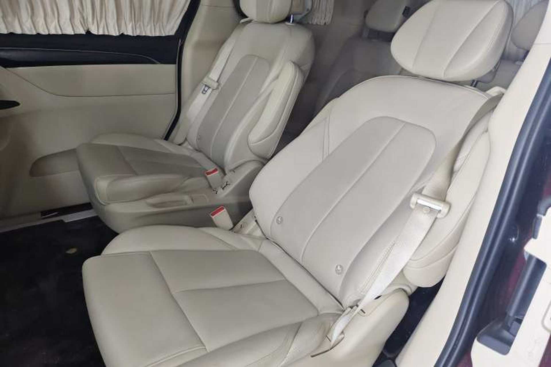 Used Buick GL8 2023 ES Lu Zun Deluxe Model Left Rear Seat