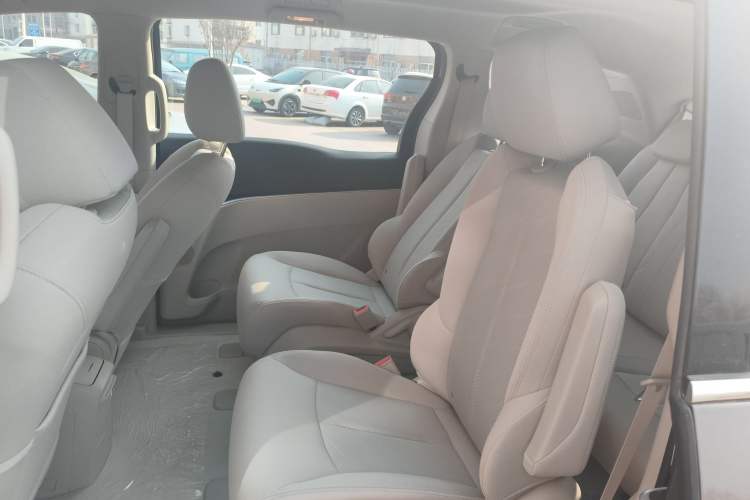 Used Buick GL8 2023 Land Executive Class Comfort Model Left Rear Seat