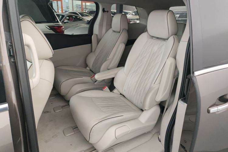 Used Buick GL8 2023 Land Executive Class 652T Luxury Model Left Rear Seat