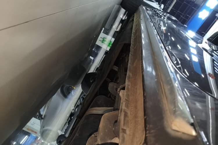 Used Buick GL8 2023 Land Executive Class Smart Enjoyment Model Left Side Sill