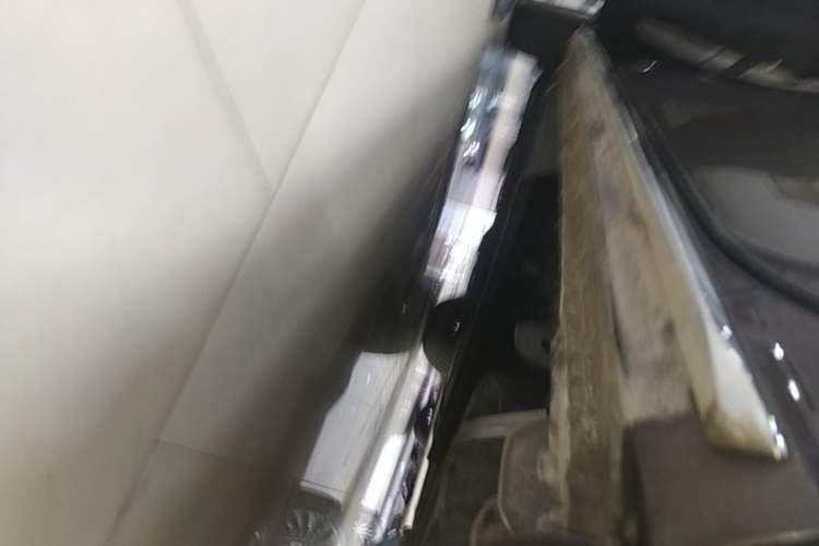 Used Buick GL8 2023 Land Executive Class Smart Enjoyment Model Left Side Sill