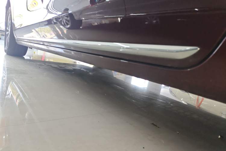Used Buick GL8 2023 ES Lu Zun Deluxe Model Left Side Sill